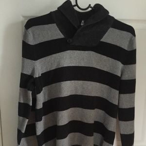 Shawl collar sweater